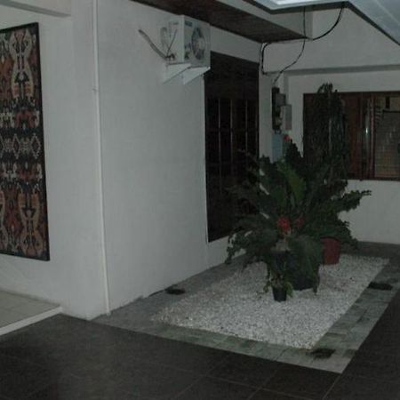 Hotel Bontocinde Макасар Экстерьер фото